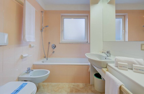 Cavalese Apartment | A26- P17 - Residenza Casa Cavalese, Cavalese, Italy