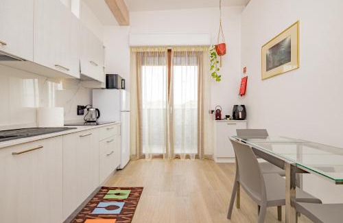 Cesate Apartment | A7 Moonlight AMPIO MONOLOCALE MI-Rho-Fiera-MXP Airport-Como