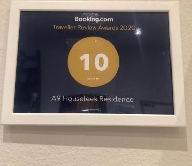 Palace District Apartment | A9 Houseleek Astoria