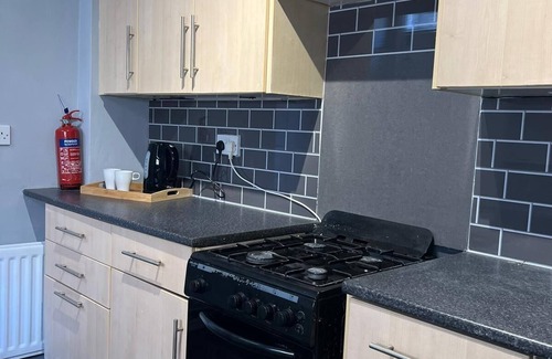 Newcastle-upon-Tyne Apartment | AA Gateshead - Two Bedroom Apartment