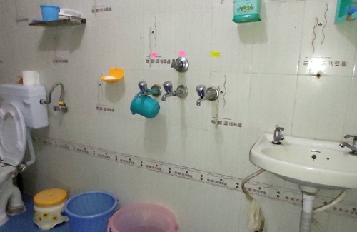 Zirakpur House | Aakarshita's Nest - A complete home