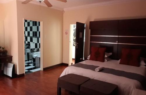 Vanderbijlpark House | Aalwyns Guesthouse