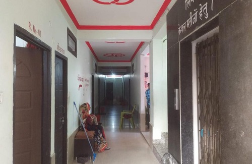 Raebareli Hotel | Aashram Ashok Vatika By WB Inn