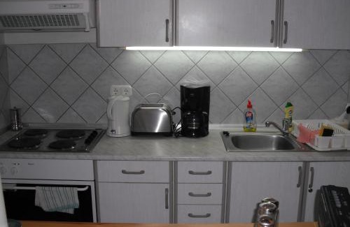 Sarvar Apartment | Aba és Andrea Apartmanok