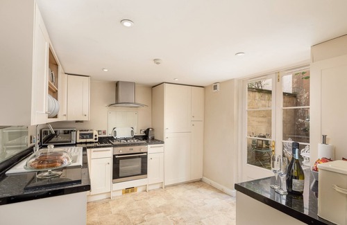Bath City Centre House | Abbey Mews