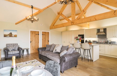 Ruswarp Cottage | ABBEY VIEW COTTAGE AT BROADINGS FARM, pet friendly in Whitby