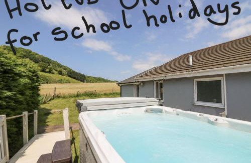 Llandre House | Aberceiro Bungalow