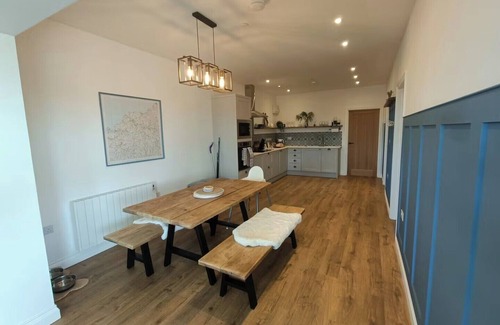 Felinwynt Cottage | Aberporth 2-Bed Cottage , Sleeps 4 & Pet Friendly