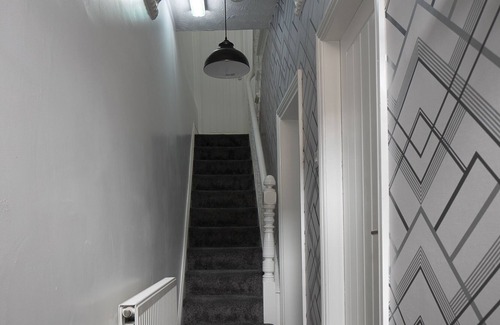 Middlesbrough House | Abingdon House | Workstays UK