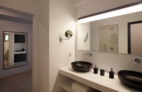 Akrotiri Hotel | Absolute Paradise Santorini- Adults Only