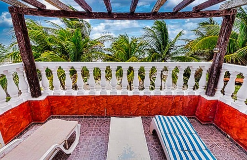 El Cuyo Cabin | Absolutely gorgeous Villa just steps away from the beach in El Cuyo, Yucatan