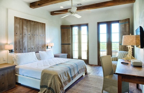 Ingram Resort | Absolutely gorgeous resort & condos !