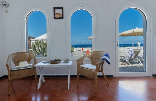 El Golfo Apartment | Abuelos, Sea Views with the best sunset on the island (El Golfo)