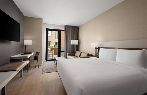 Santa Rosa Hotel | AC Hotel by Marriott Santa Rosa Sonoma Wine Country