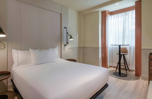 Ciudad Universitaria Hotel | AC Hotel Los Vascos by Marriott