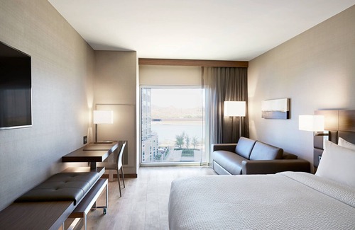 Tempe Hotel | AC Hotel Phoenix Tempe/Downtown