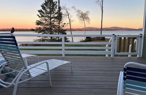 Trenton Apartment | Acadia 10 minutes away! Lovely apartment with kitchenette Island + water views!