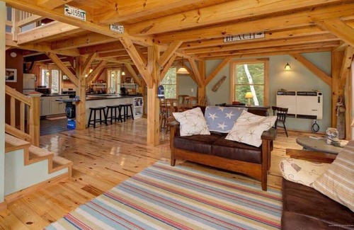 Lamoine Beach Cottage | Acadia Lobsterman's Secret Cottage
