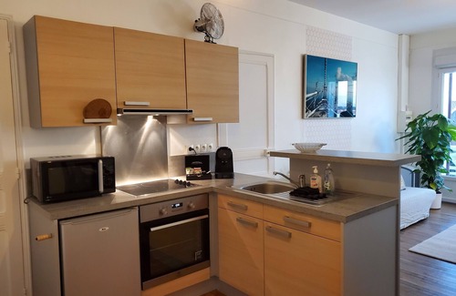 Le Cormier Apartment | Accommodation with sea view near Pornic: At the Water's'Edge