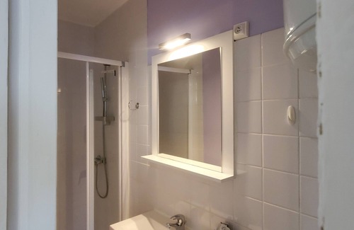 Le Cormier Apartment | Accommodation with sea view near Pornic: At the Water's'Edge