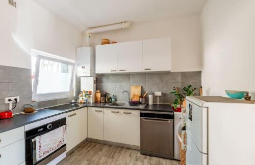 Leon Blum - Bon Coin House | Accords Parfaits Famille