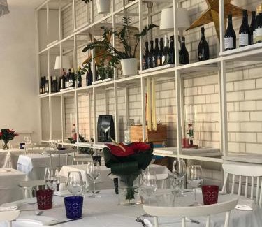 San Benedetto del Tronto House | Acquapazza Restaurant & Room