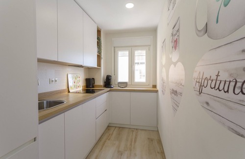 Cadiz Apartment | ACQUARELA Family Home free parking by Cadiz4Rentals