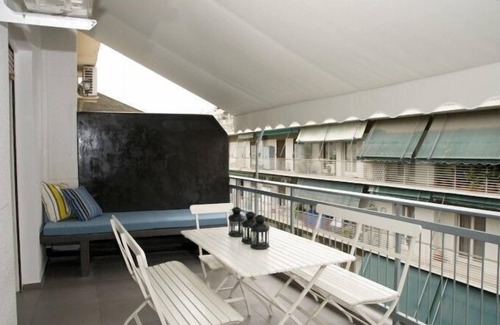 Koukaki Apartment | Acropolis Charming Apt with Large Balcony - DM17