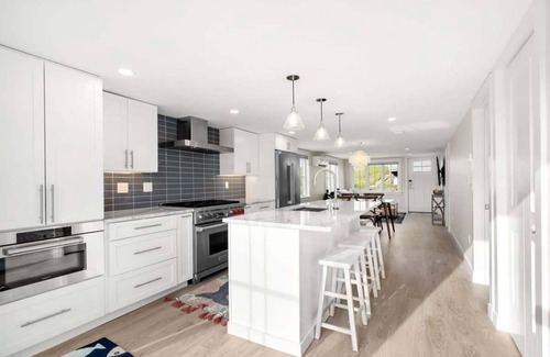 Newbury House | Across From Beach | High-End Home | "The Nest"