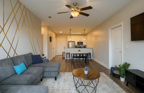 Glen Iris Apartment | Across from UAB Spacious 2BR Retreat 3a