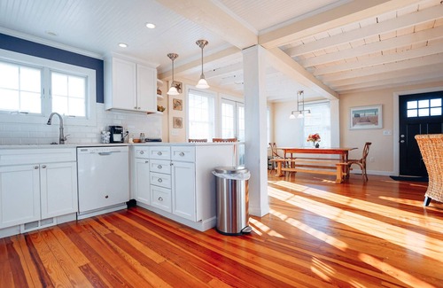 Narragansett House | Across-Scarborough beach, AC, ocean views, big yard, Narragansett, beach items