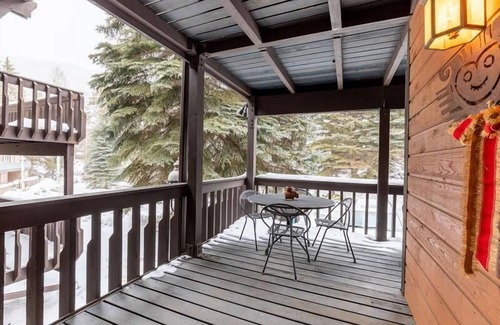 Vail Condo | Across The Street From Children's Ski School, and Riva Bahn Lift At Gold Peak