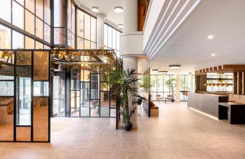 Las Acacias Hotel | Acta Pirámides