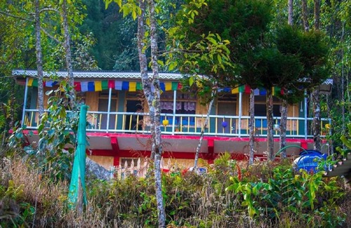 Lebong and Mineral Spring Tea Garden House | Adda hut by StayApart