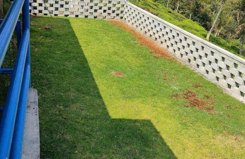 Kotagiri Bed & Breakfast | Adithya Sunrise View Cottage