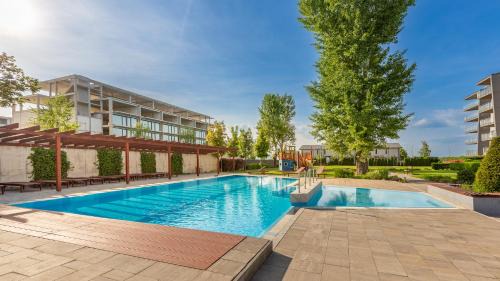 Siofok Apartment | Admiral Luxury III Apartman By BLTN