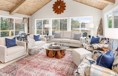 Milledgeville House | Admiral's Retreat | Pickleball Court, Dock, & Game Room!