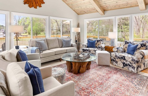 Milledgeville House | Admiral's Retreat | Pickleball Court, Dock, & Game Room!