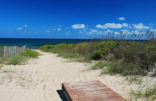 Kill Devil Hills Apartment | Admirals View III by KEES Vacations
