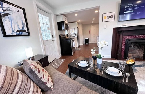 Pittsburgh House | Adorable 1 BR on the mount