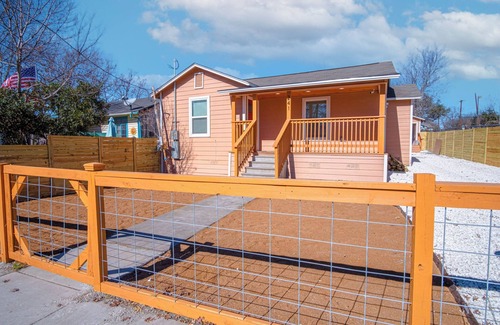Denver Heights Cottage | Adorable 4BR 2BA Close to Riverwalk and Downtown