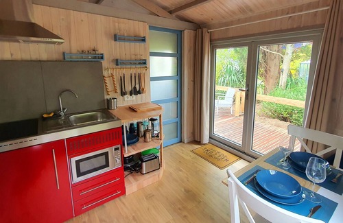 Couteron Ski Chalet | Adorable chalet with private jacuzzi st victoire view