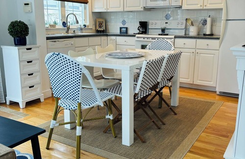Ogunquit House | Adorable Home in the Heart of Ogunquit. Walk to town, beach, and Perkins Cove!