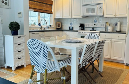Ogunquit House | Adorable Home in the Heart of Ogunquit. Walk to town, beach, and Perkins Cove!
