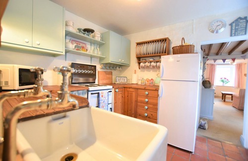 Aberdovey Cottage | Adorable, Homely 4 Bedroom Peaceful Cottage Only Minutes Walks To Beach