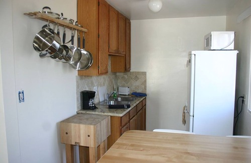 South Mission Beach Apartment | Adorable South Mission Studio-Steps to Ocean & Bay, Walk 5min To Belmont Park8