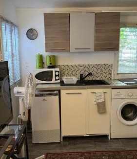 Aubervilliers Apartment | Adorable studio 20m2