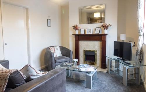 Carlisle Apartment | Adrian House, near Hospital, easy parking + garden