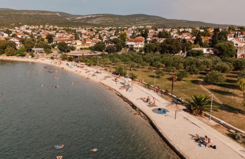 Gornji Karin Apartment | Adriatic Guest House Milić