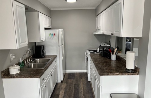 Holly Apartment | Adventure Acres- Suite B4